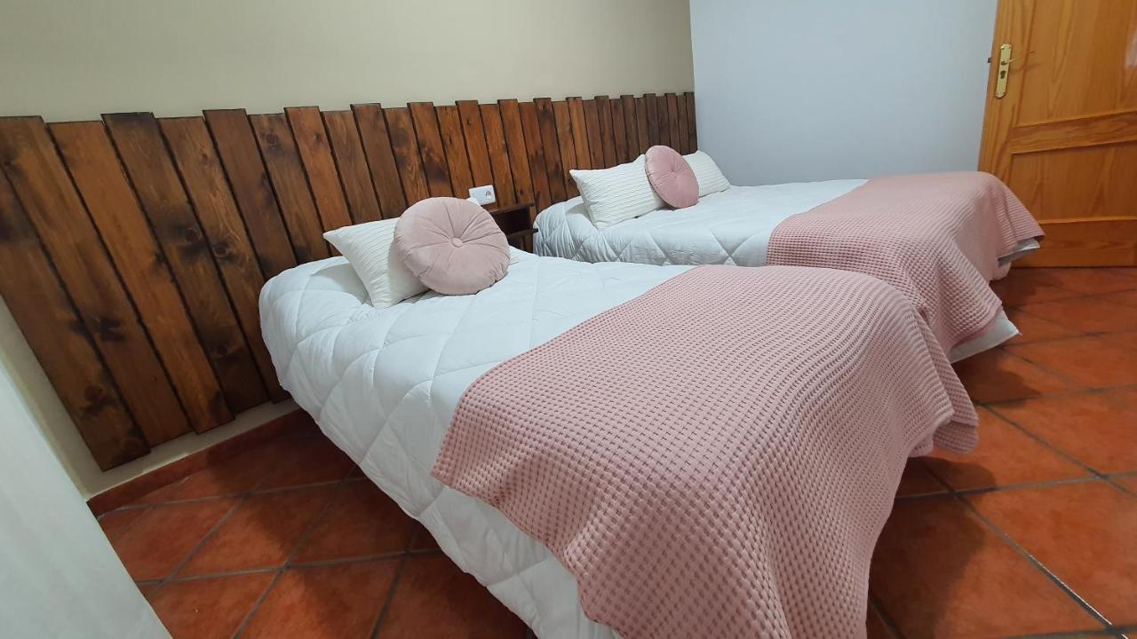 Alojamiento Rural Casa Inocente Ла-Тоба Экстерьер фото