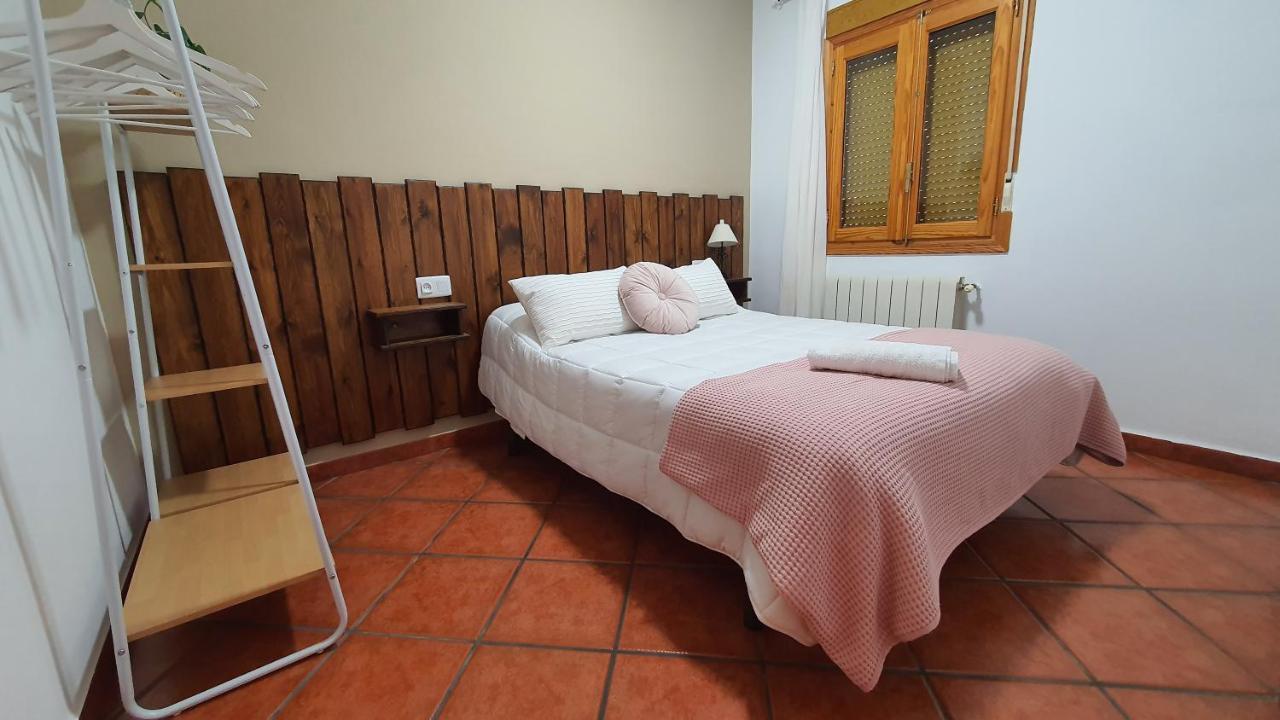 Alojamiento Rural Casa Inocente Ла-Тоба Экстерьер фото