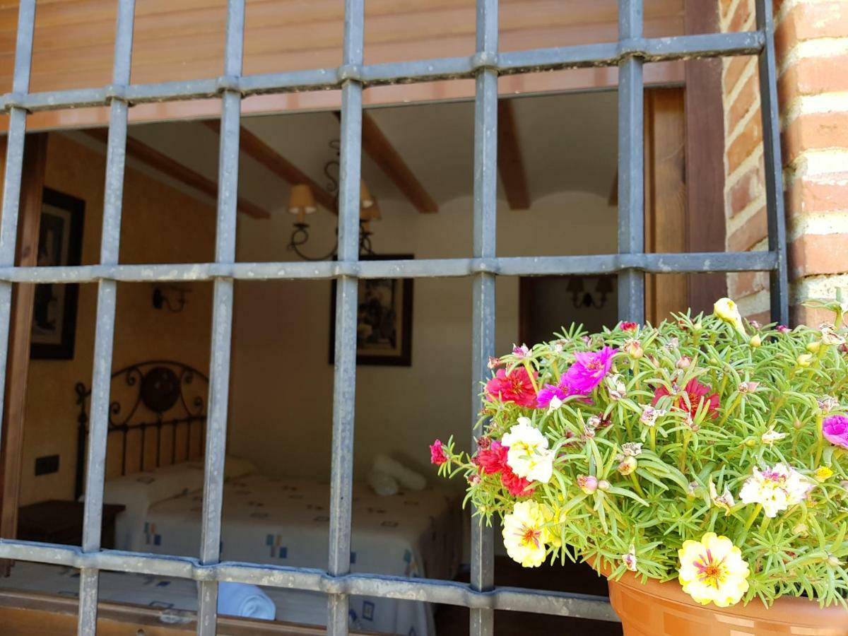 Alojamiento Rural Casa Inocente Ла-Тоба Экстерьер фото